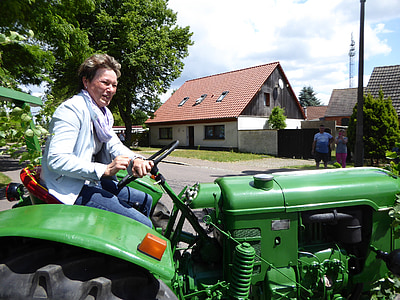traktorji, stari traktorji, traktor, stari traktor, kmetijski stroj, muzejski eksponat, zgodovinski traktorja