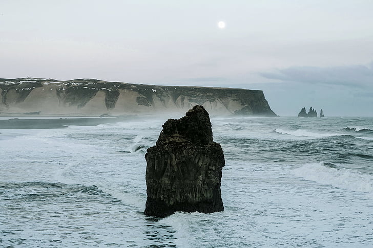 Islândia, montanhas, penhasco, mar, oceano, água, rocha
