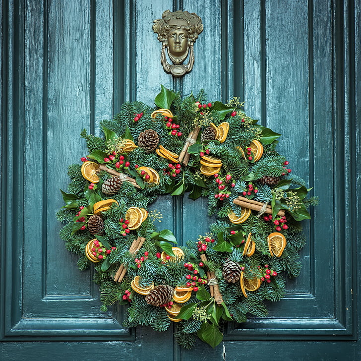 wreath, door, christmas, decoration, traditional, seasonal, green