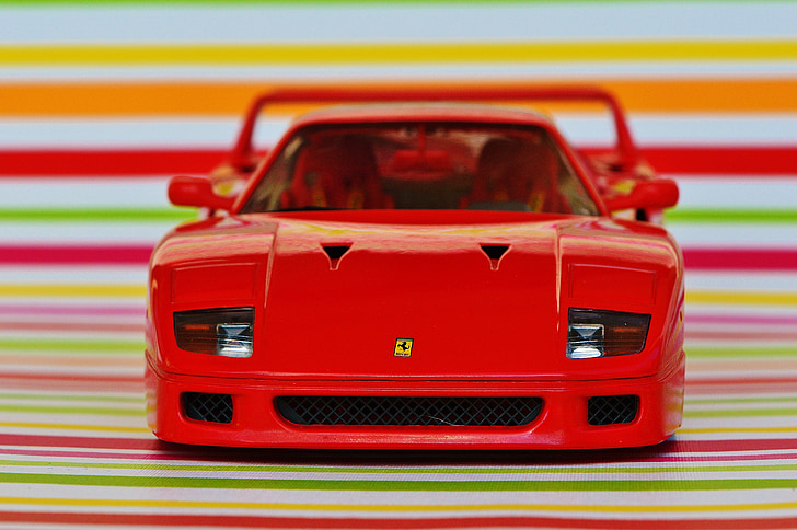 Ferrari, Rennwagen, Modellauto, Sport Auto, Vorderansicht, Fahrzeug, rot