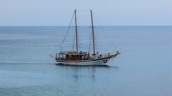 Kipra, cavo greko, jūra, laiva, jūras ainava, tūrisms, brīvais laiks