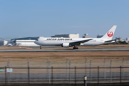 Japan, flyvemaskine, Boeing 767, Osaka lufthavn