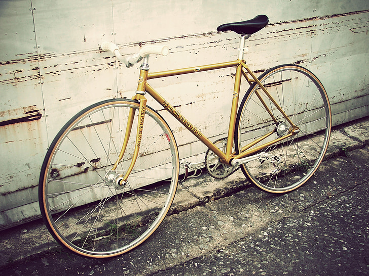 rowerów, żółty, stary