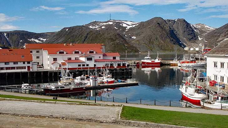 Honningsvag, Norsko, Skandinávie, přístav, léto, Arktida, kruh