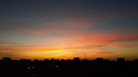 vackra solnedgången i staden, mitt foto, Njut av
