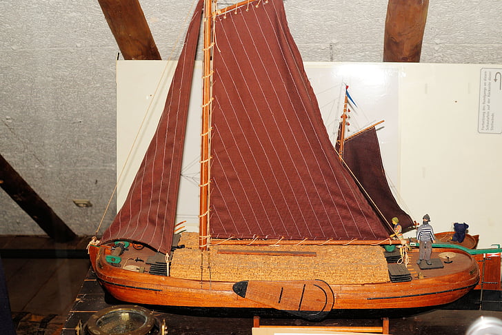 model boat, wooden boat, model, antique, museum, know, exhibition