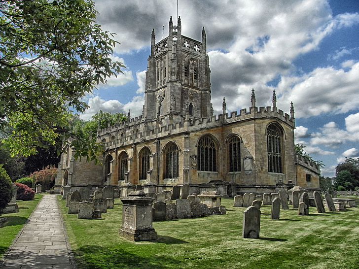 Fairford, Anglija, cerkev, pokopališče, arhitektura, nebo, oblaki