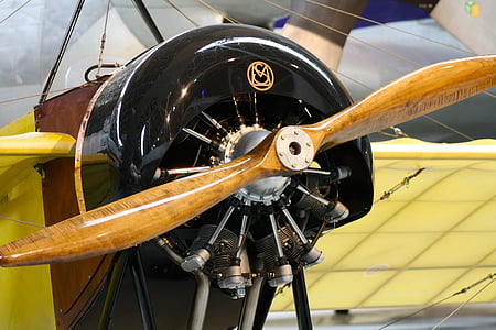 wooden airplane propeller, vintage plane engine, historic aeroplane