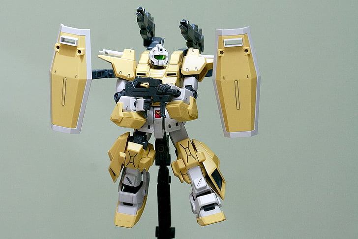 Gundam, robot, legetøj, plast, Japan, gunpla, gul