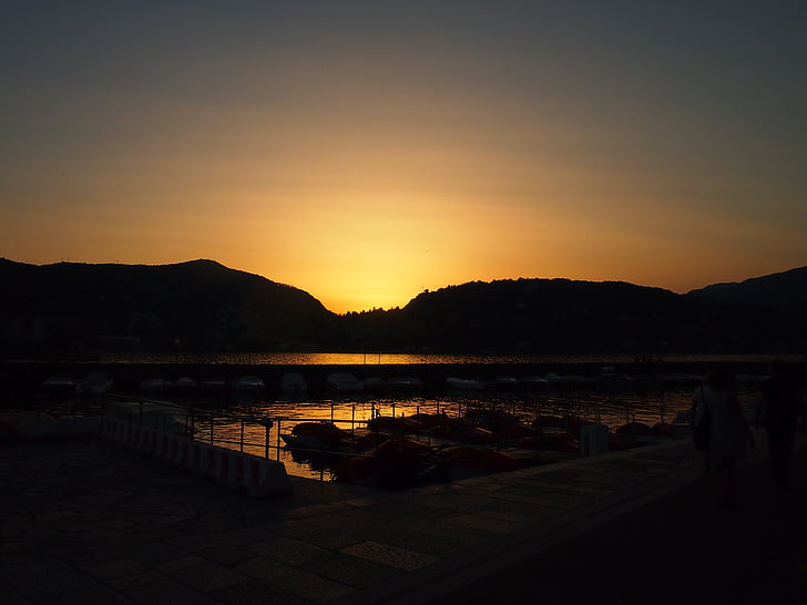 Como, Italien, solnedgång, sjön