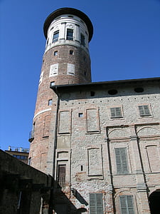 Torre, a Palazzo prinetti, Merate