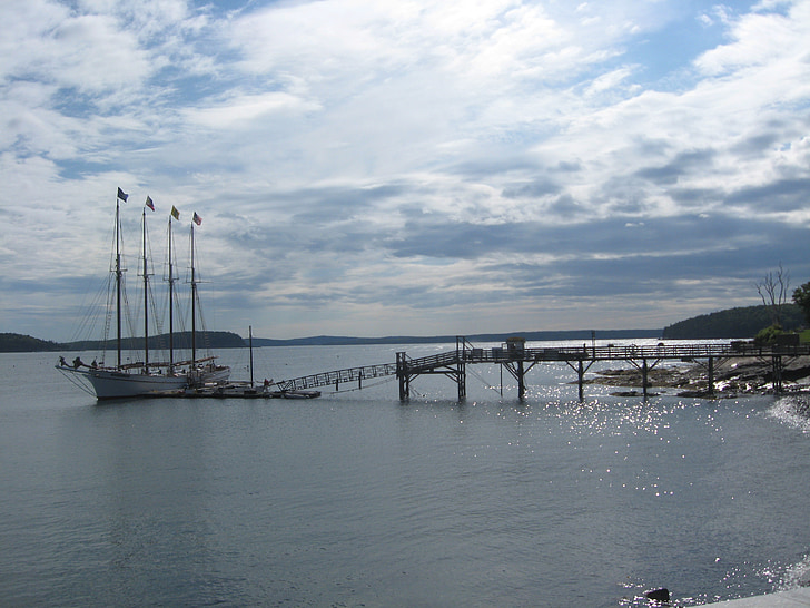 Maine, Waterfront, loďou, Dock, pobrežie, letné, Slnečné oblohy