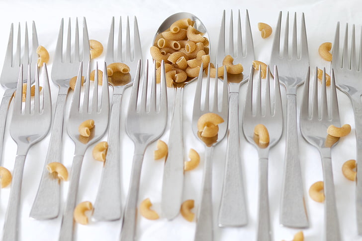 spoon, fork, hörnli, pasta, cutlery