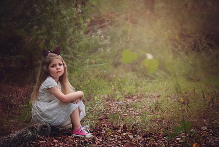 mergaitė, vaikas, miškai, Portretas, sėdi, medžiai, žurnalo