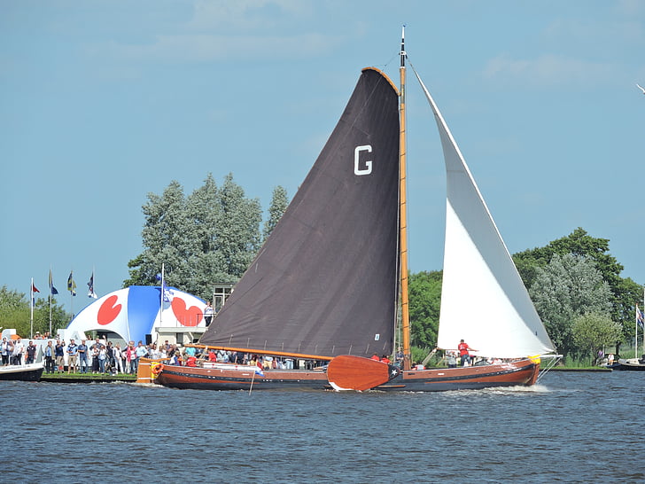 skutsjesilen, natación, Friesland, barco de vela, recreación