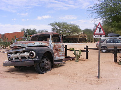 truck, car, desert, rusty, vehicle, sign, dead