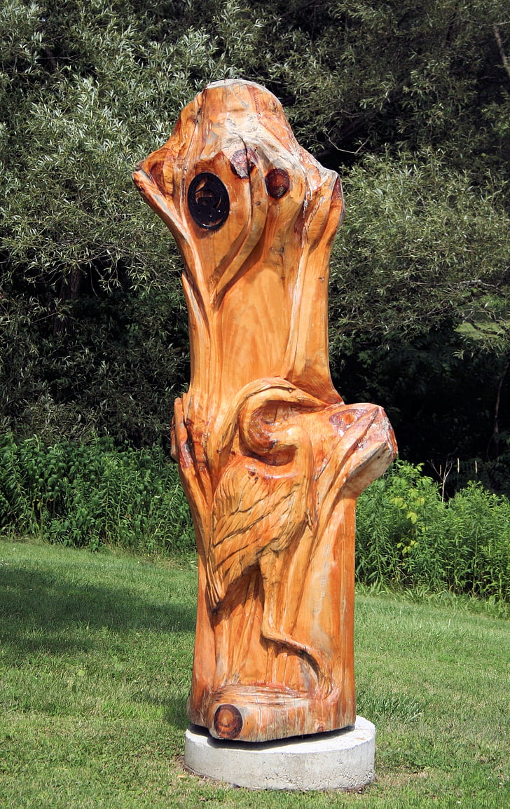 carving, wood carving, crane, bird, nature, trail marker, southern ontario