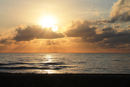 Восход, Рассвет, океан, волна, облака, Солнечный свет, утро