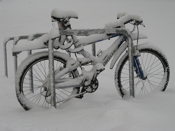 mountainbike, cykel, insnöat, snö, vinter