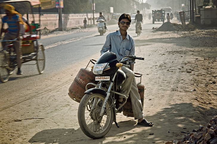 motor, home, l'Índia, Àsia, viatges, vrindavan, carrer