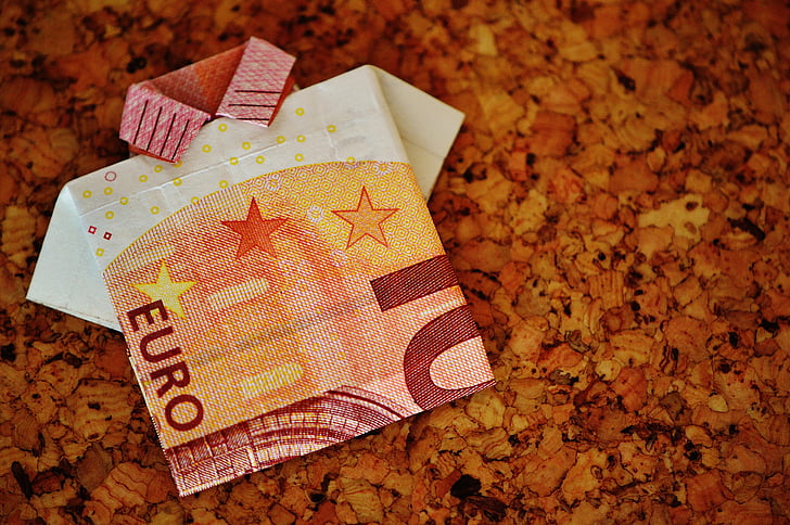Последният риза, доларовата банкнота, 10 евро, сгънат, подарък, пари, валута