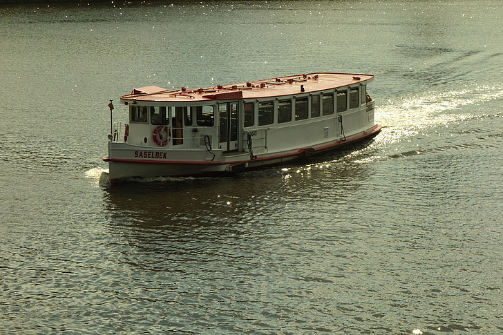 Hamburg, Alster-steamer, saselbek