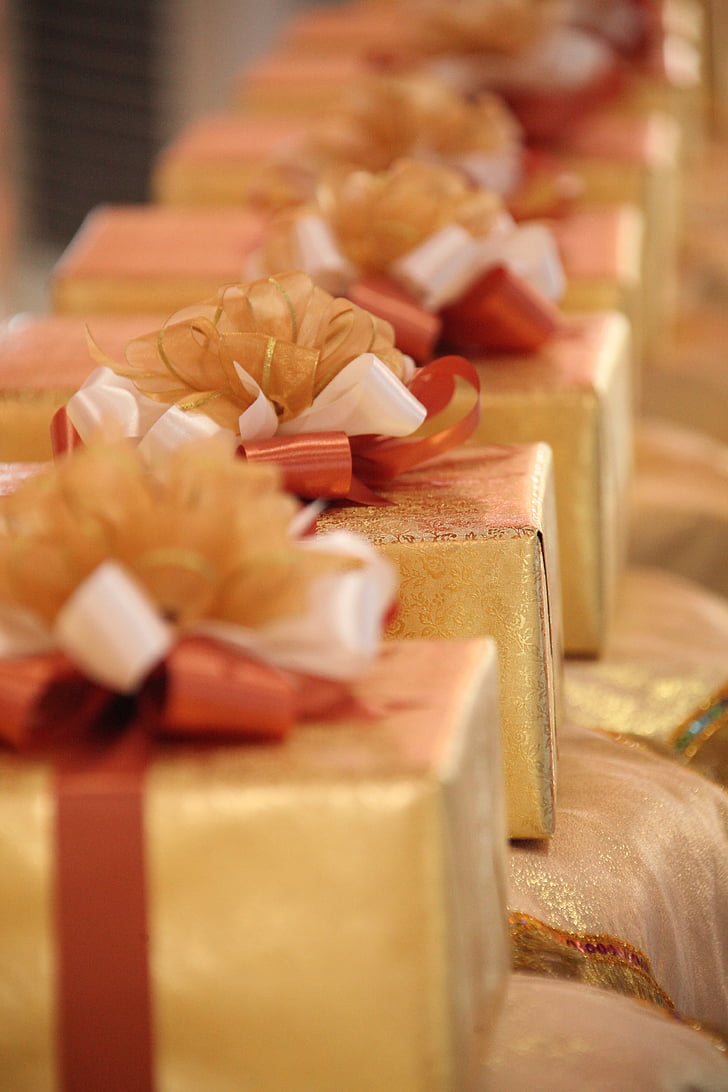 gifts, presents, gold, package, ribbon