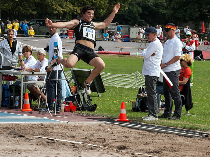 Athlétisme aux Jeux, sport, saut en longueur, mannheim gala Junior