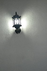 negatiivinen tila, valo, lamppu, lyhty, CFL lamppu, yö, Sri Lankassa