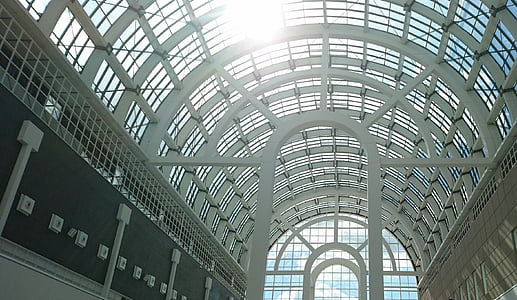 Frankfurte pie Mainas, galerija, messehalle, arhitektūra, logs, iekštelpās, stikls - materiāli