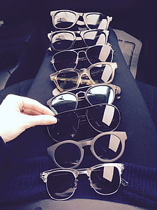samling, briller, solbriller, solbriller, parasoller, menneskelige hånd, menneskelige kropsdel