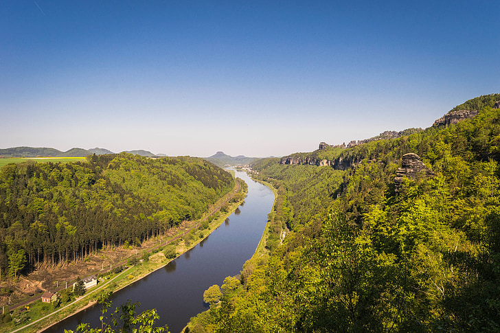 Labe, Saské Švýcarsko, Labské pískovce, Ochrana přírody, údolí Labe, řeka, Německo