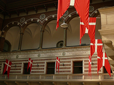 Copenhague, Hôtel de ville, drapeaux, Danemark