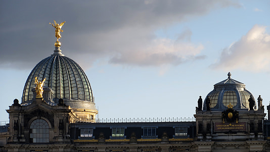 Dresden, Albertinum, Dome, Tag, en del af bygningen, monument, figur