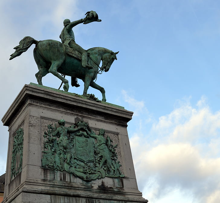 monument, standbeeld, paard, Reiter, ruiterstandbeeld, beeldhouwkunst, historisch