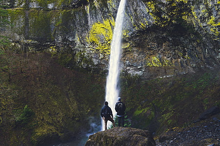 cascada, montaña, excursionistas, naturaleza, agua, paisaje, corriente