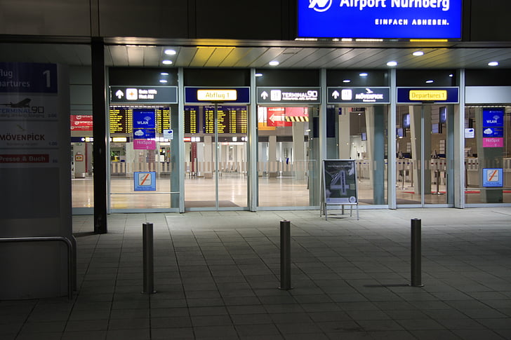 flygplats, Nuremberg, resor