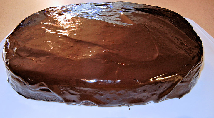 chocolate ganache, pound cake, dessert, food