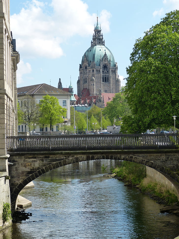 hanover, lower saxony, old town, historically, park, river, castle