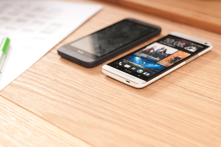 HTC, Mobile, Smartphone, Geräte, Holz, Schreibtisch, Büro