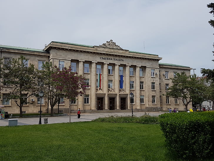Ruse, kerületi bíróság, az épület, építészet, híres hely