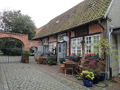 Heiligenhafen, Mar Baltico, vecchie case, ristorante, Germania del Nord