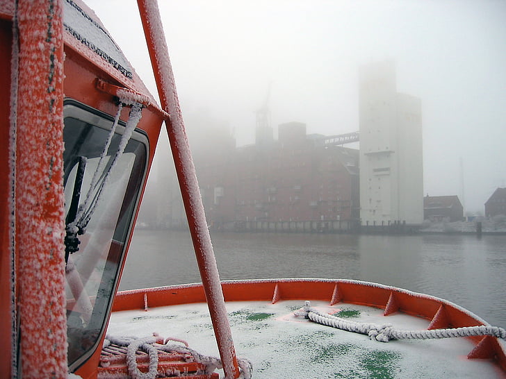 Χειμώνας, ομίχλη, λιμάνι, ναυτικό σκάφος