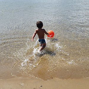 zee, Ionische zee, Calabrië, kind, twee jaar, bal, strand