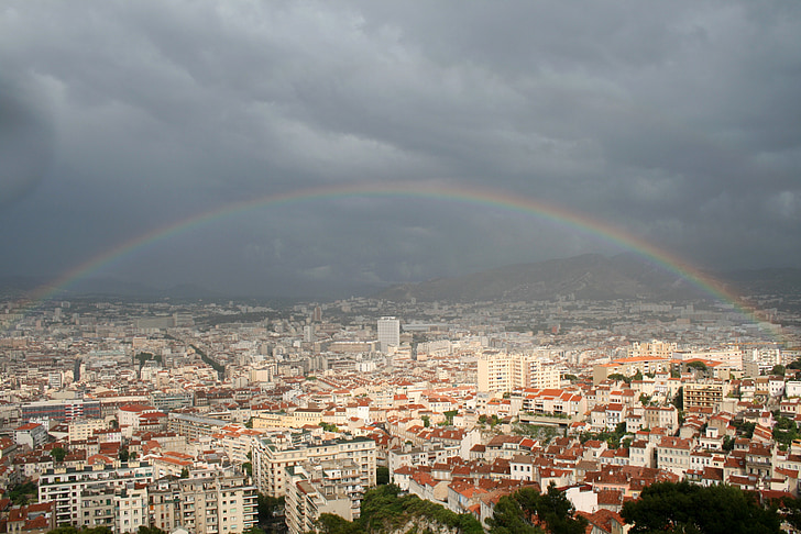 město, Marseille, Francie, Duha