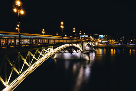 Budapešta, Ungārija, pilsēta, pilsētas, Donavas upes, ūdens, naktī