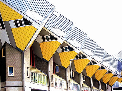 Rotterdam, cub de case pe picioroange, Olanda, arhitectura