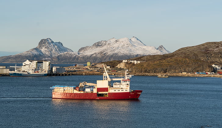 Norwegia, linia brzegowa, statek, fiord, morze, góry, śnieg