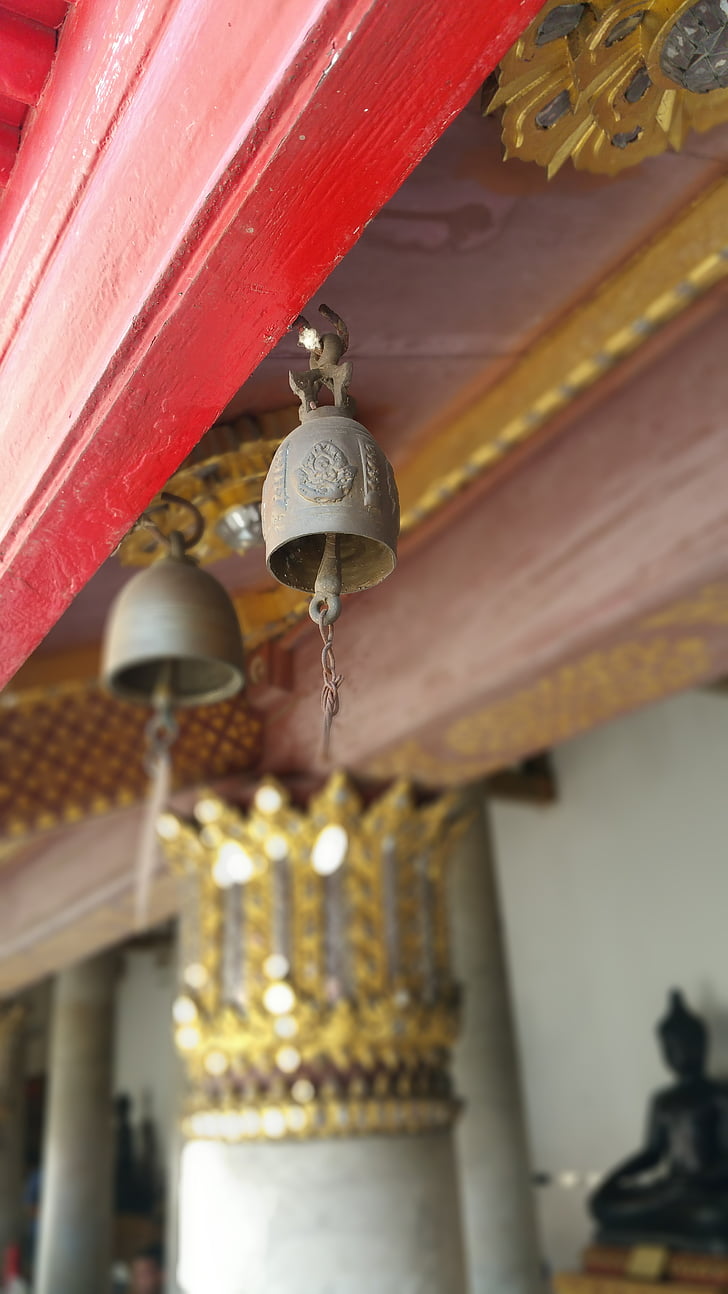 zvonek, buddhistický klášter, rozostřený