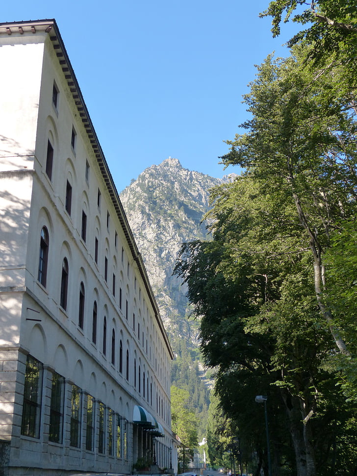 Terme di valdieri, Valdieri, Cuneo, Casa, edifício, Spa, grande traversata delle alpi